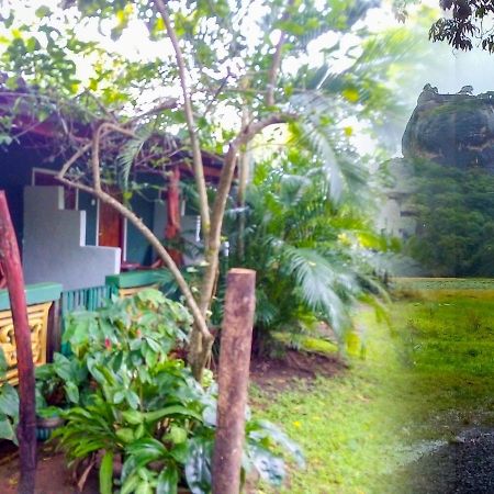 Bandula Home Stay สิกิริยา ภายนอก รูปภาพ