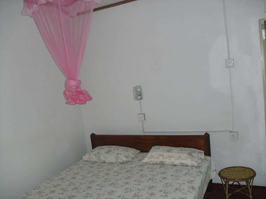 Bandula Home Stay สิกิริยา ภายนอก รูปภาพ